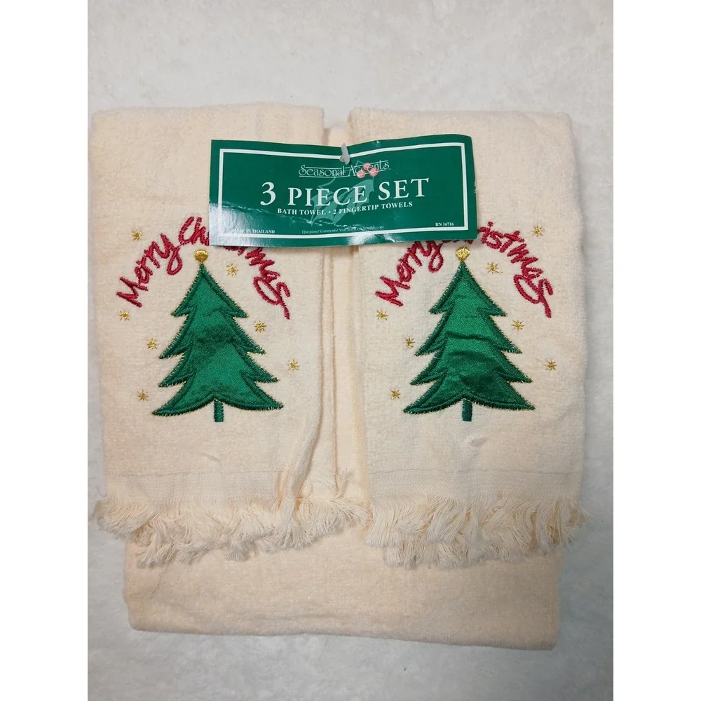 Vtg Cecil Saydah Embroidered Off White Christmas Tree Three Piece‎  Towel Set